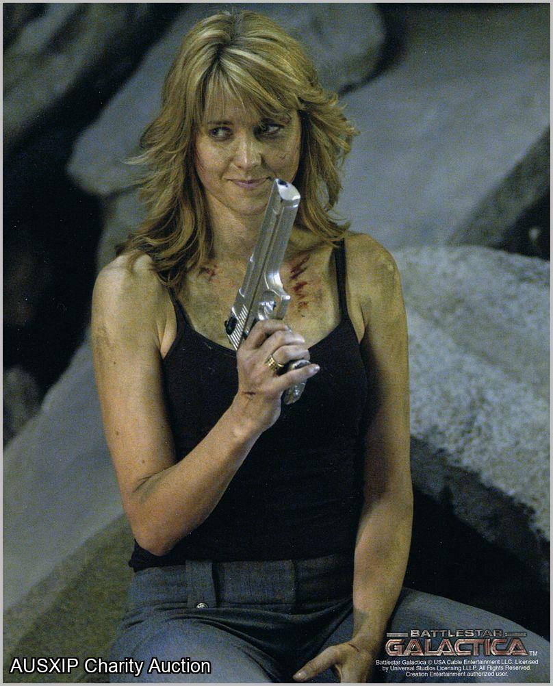 Lucy Lawless Battlestar Galactica 8 X 10 2 [starship] [w]