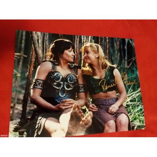 Autographed Renee O'Connor (Gabrielle with Xena) 11 x 14 #1 [LB - HOB]]