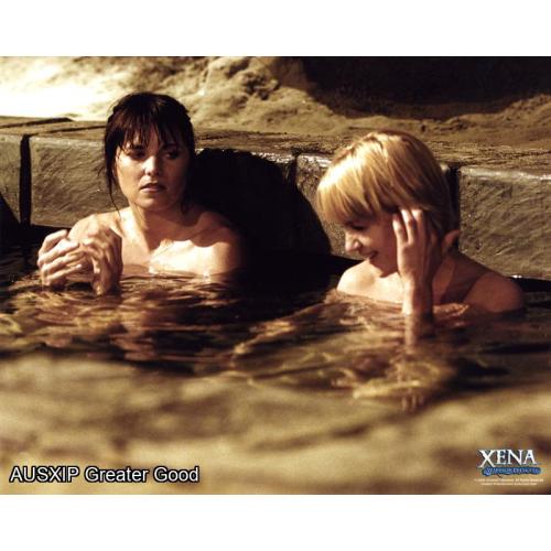 Xena and Gabrielle Episode Still #10 [HOB] [W]