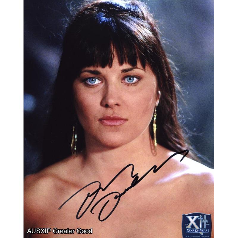 Autographed Lucy Lawless Xena Episode Still #2 [Starship] [W]