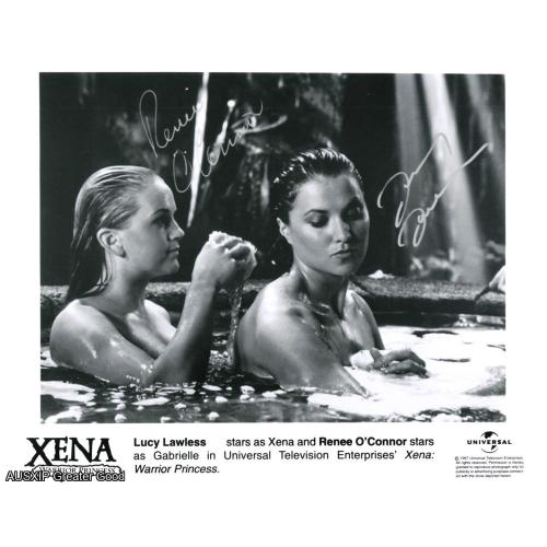 Autographed (Reprint) Xena and Gabrielle - A Day In the Life Promo [Starship] [W]