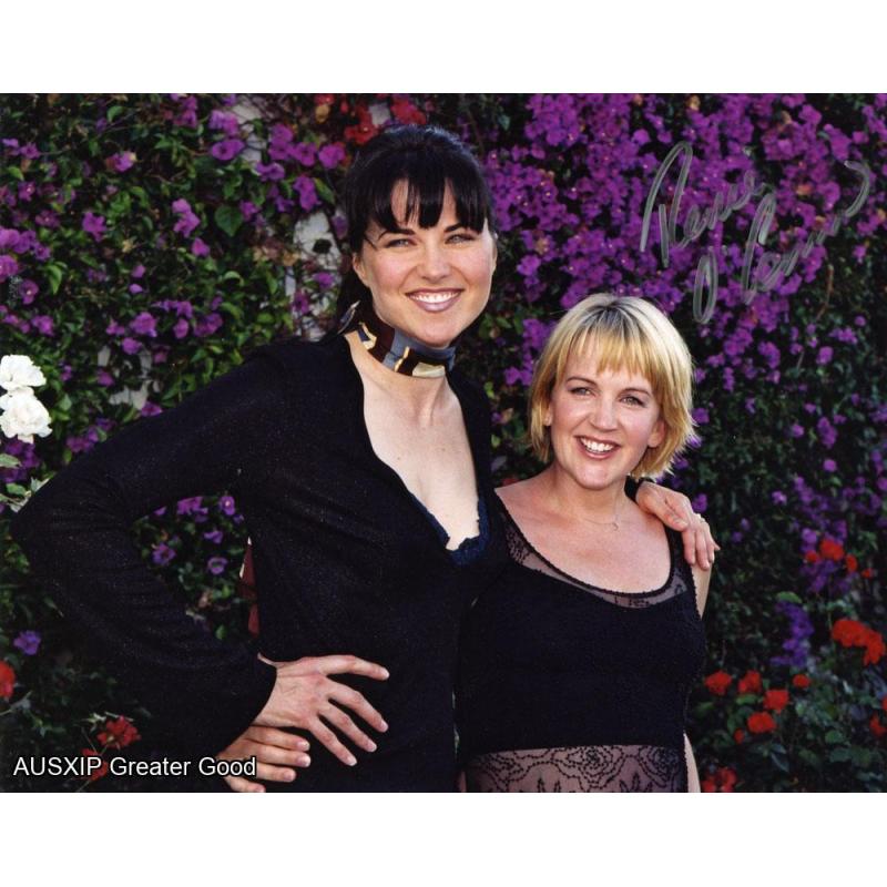 Autographed Renee O'Connor Photo with Lucy Lawless [HOB] [W]