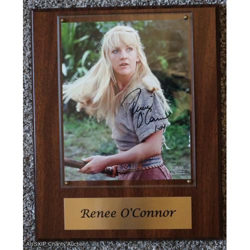 Autographed Renee O'Connor as Gabrielle Mounted Photo [HOB] [W]