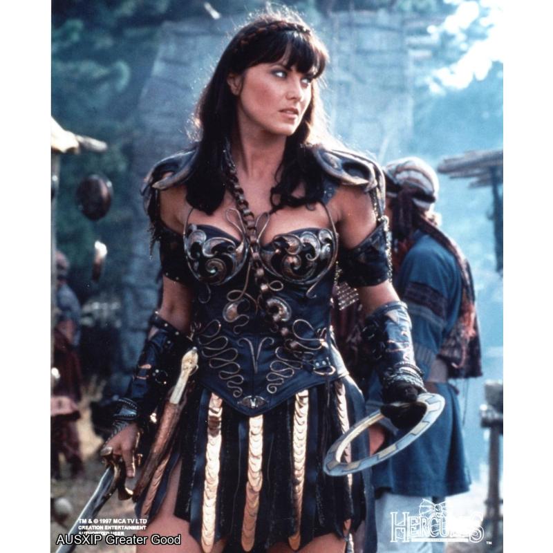 Lucy Lawless Xena Episode Still #5 [Starship] [W]